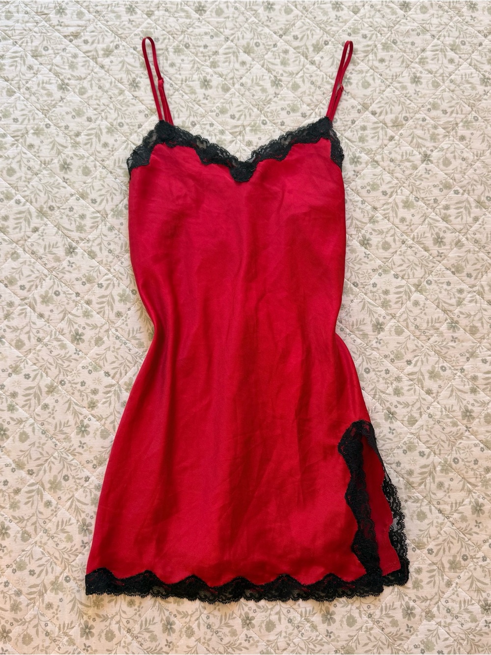 Y2k Victoria's Secret red slip dress with black lace trim